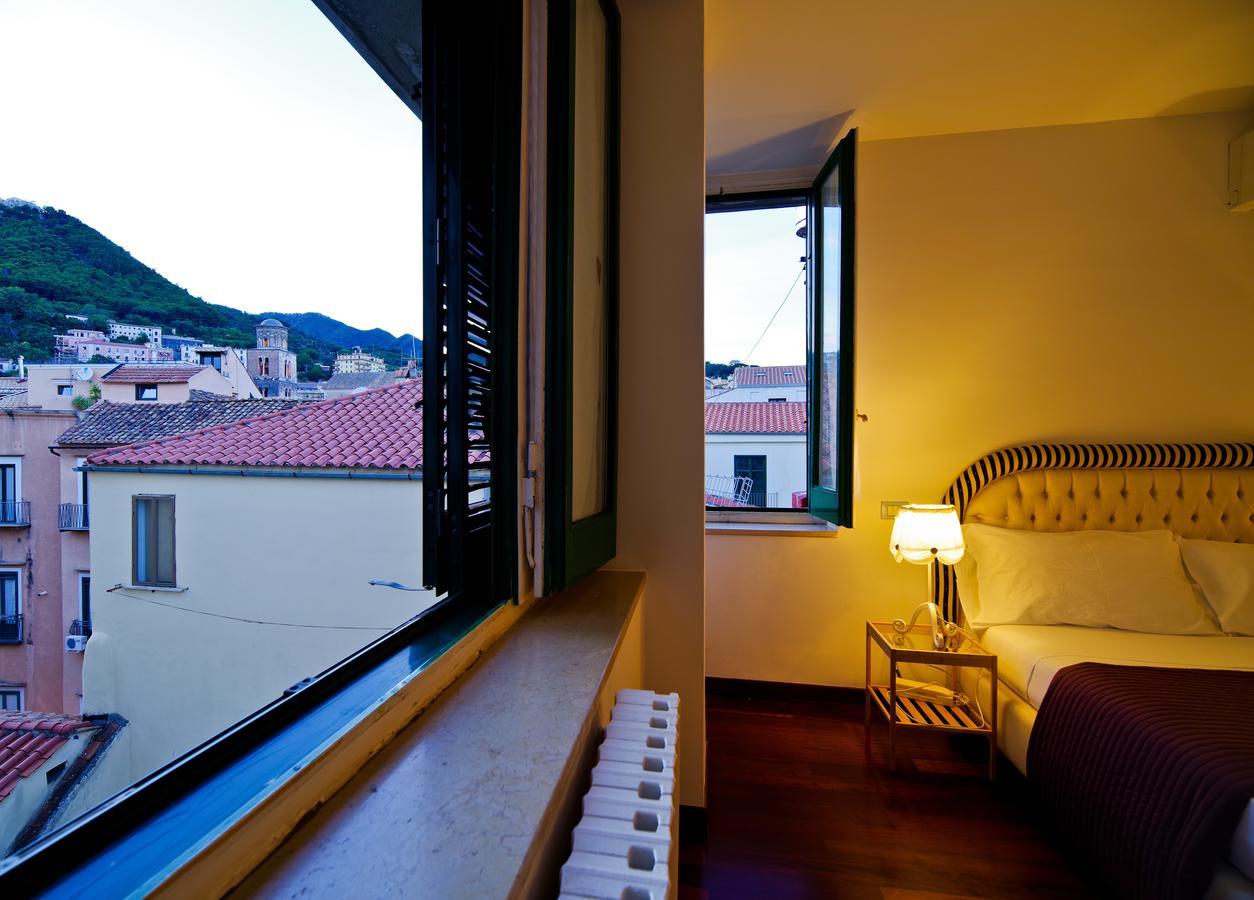 Bed And Travel Apartment Dogana Regia 15 Salernes Extérieur photo