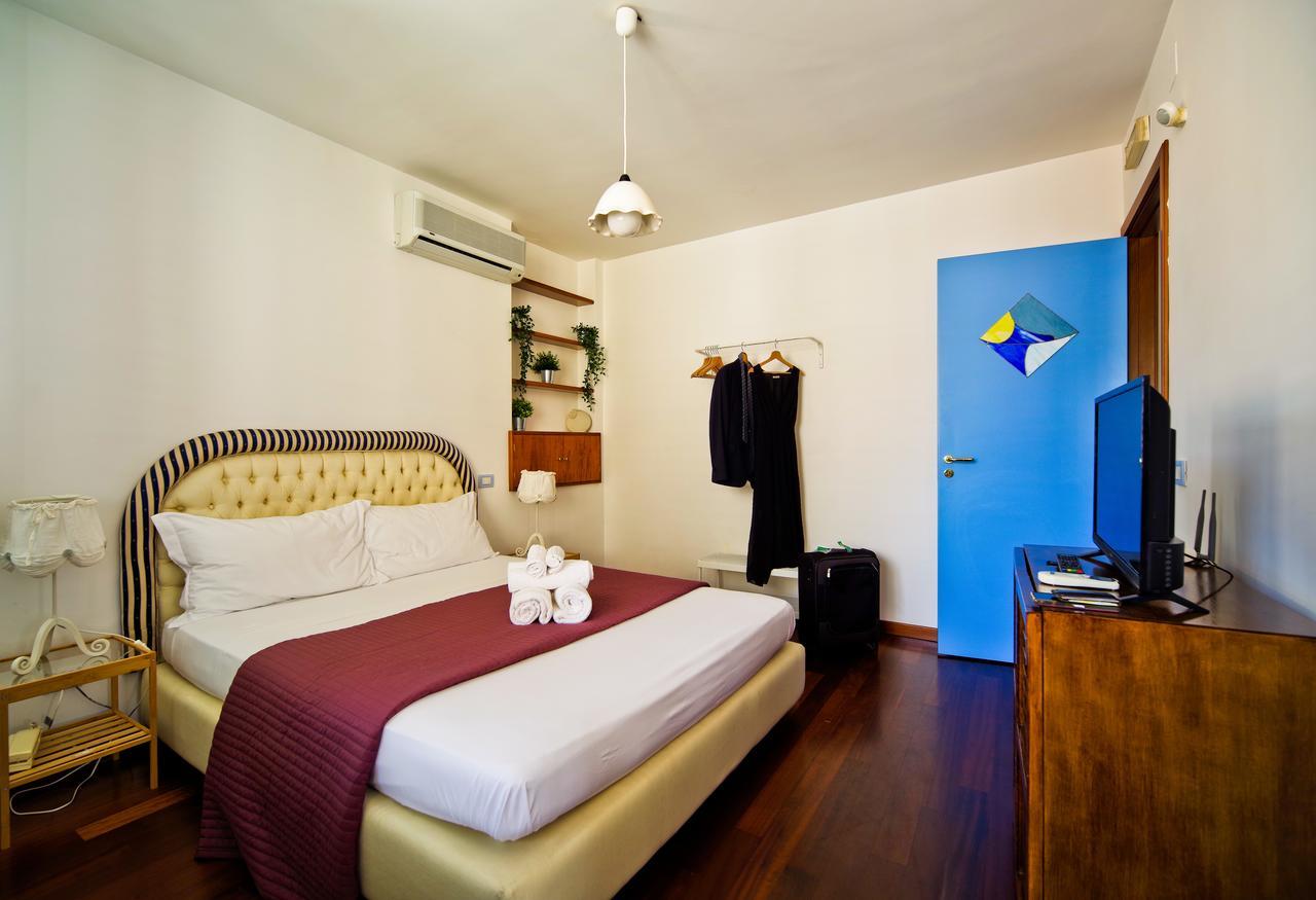 Bed And Travel Apartment Dogana Regia 15 Salernes Extérieur photo