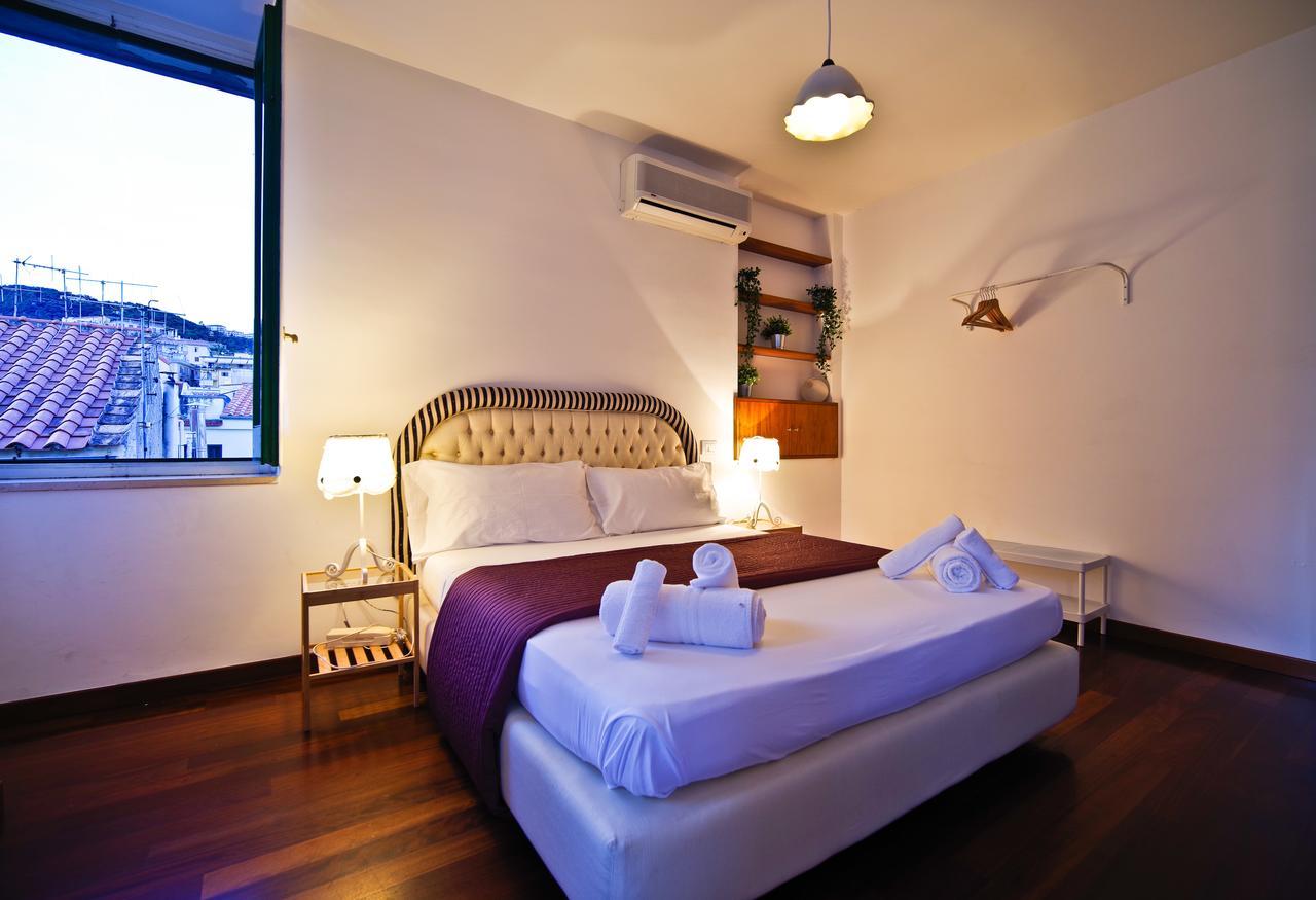 Bed And Travel Apartment Dogana Regia 15 Salernes Extérieur photo